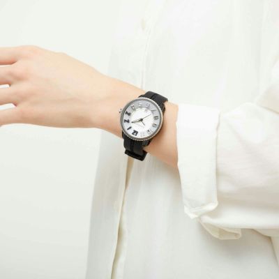 リデン インディペンデンス スケルトン クロノ 42mm、新たなカラー戦略